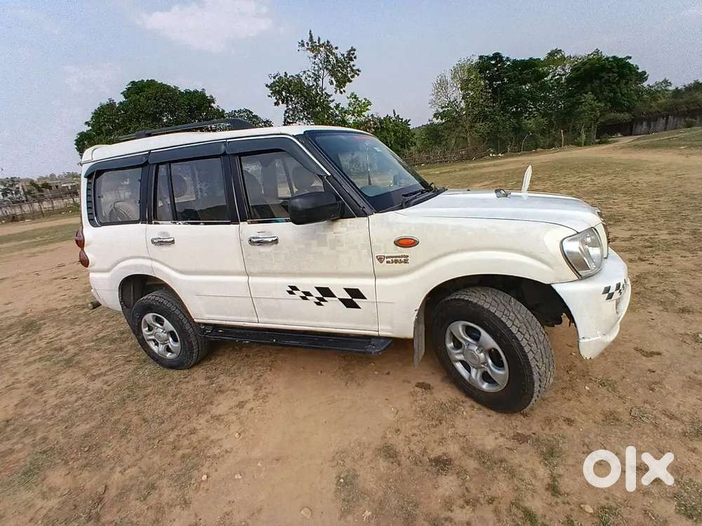 Mahindra Scorpio 2015