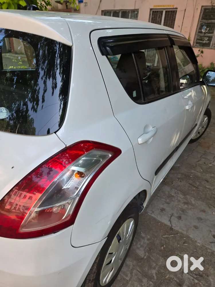 Maruti Suzuki Swift 2013 Petrol 33000 Km Driven