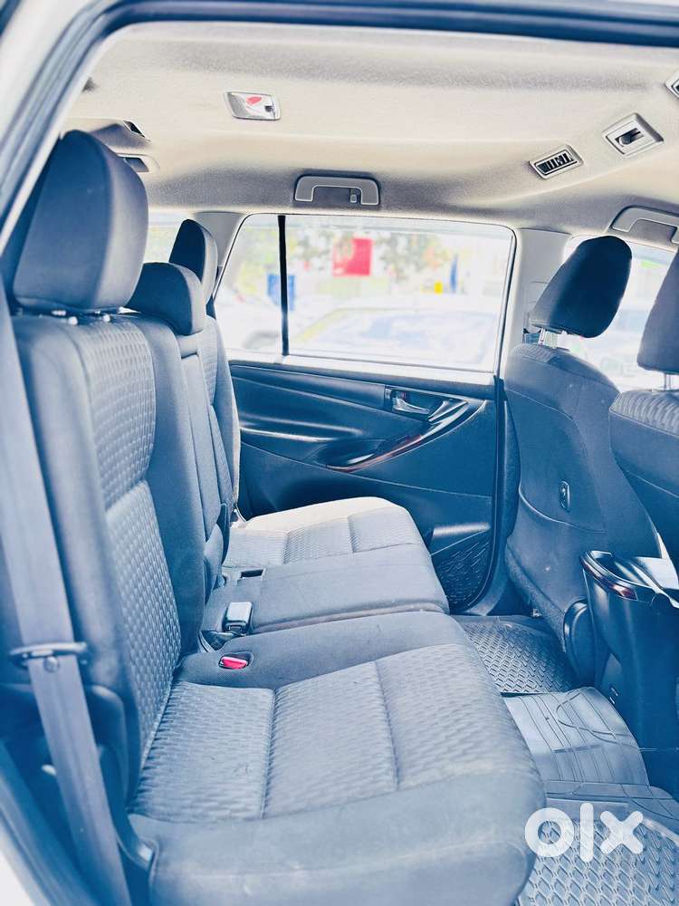 Toyota Innova Crysta 2.4 G Mt 8s, 2019, Diesel
