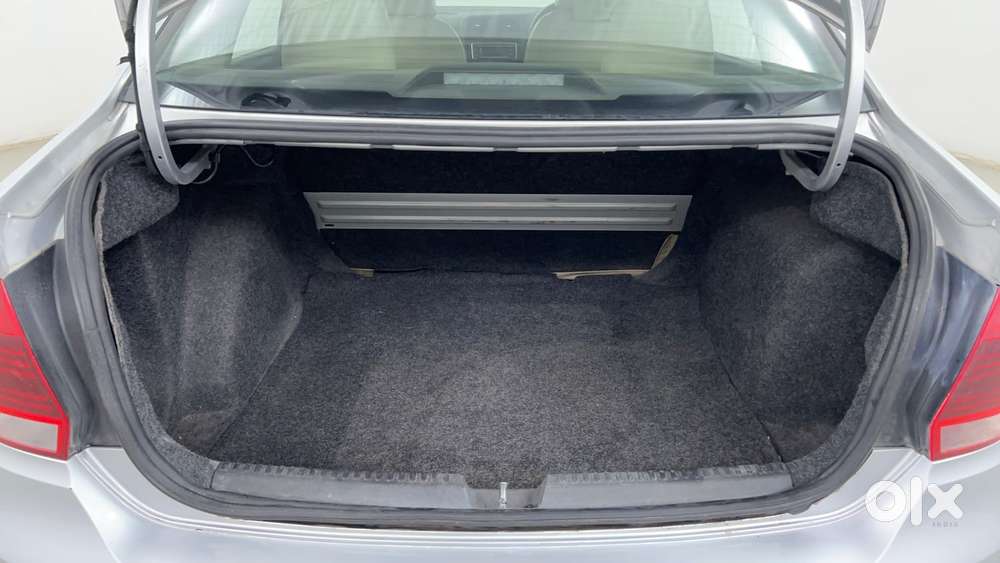 Volkswagen Vento 1.2 Tsi Comfortline At, 2016, Petrol