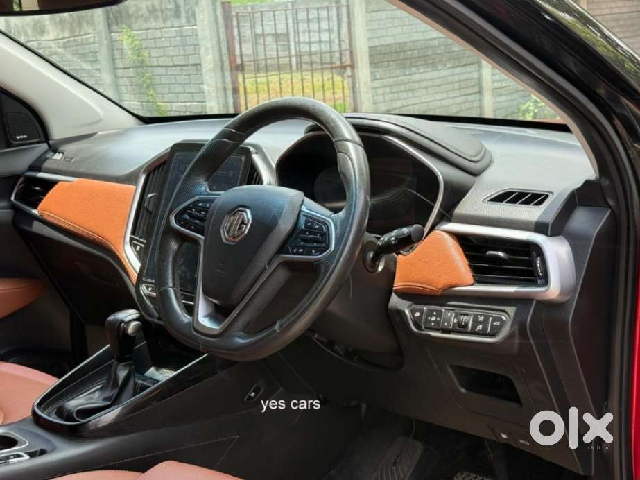 Mg Hector Plus Sharp Pro 1.5 Turbo Petrol 6 Str Dual Tone, 2021, Pet..