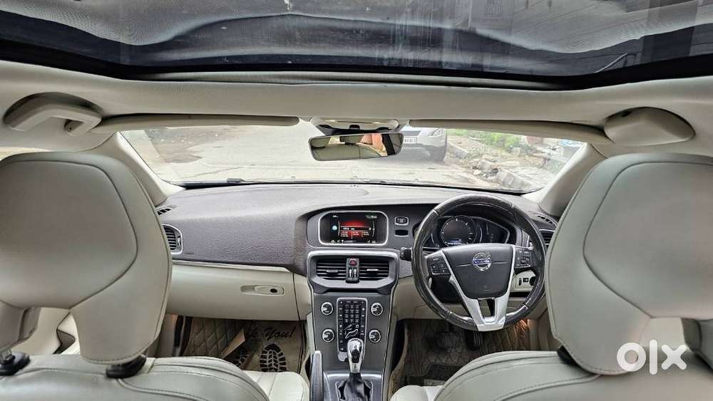 Volvo V40 Cross Country D3, 2016, Diesel