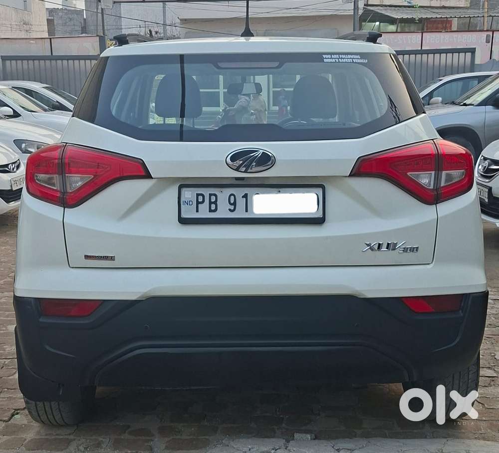 Mahindra Xuv300 W6 Amt Diesel, 2022, Diesel