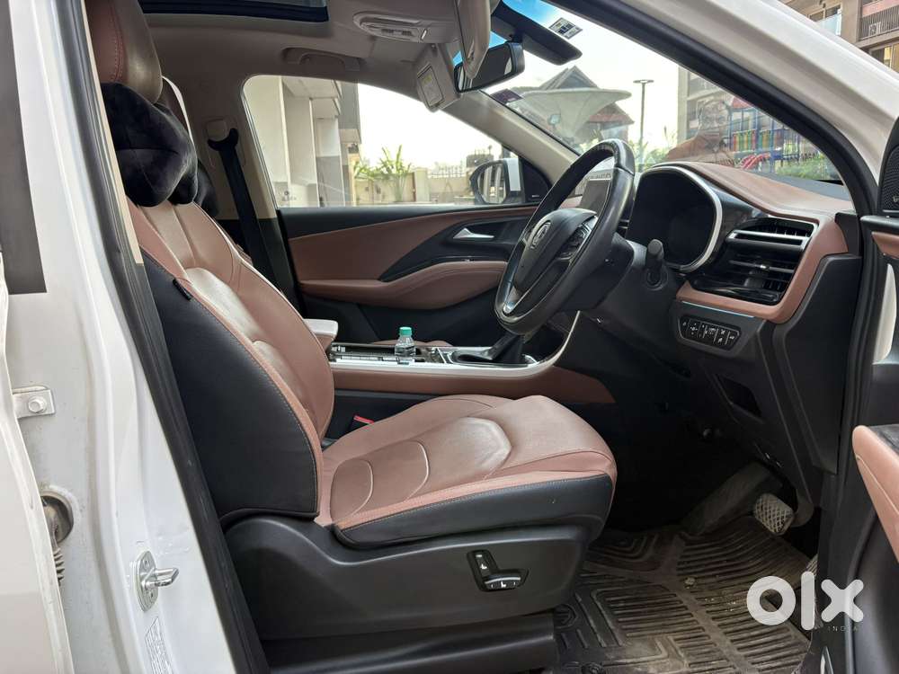 Mg Hector Plus Sharp Pro 1.5 Turbo Petrol Cvt 6 Str, 2023, Petrol