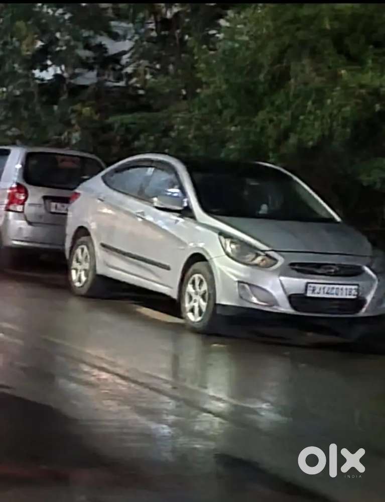 Hyundai Verna 1.6 Sx 2012