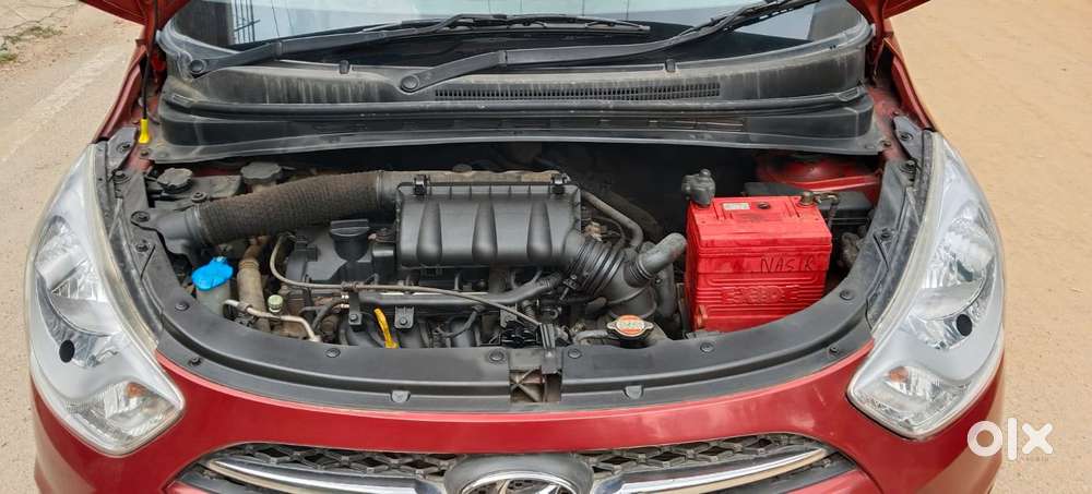 Hyundai I10 Asta Sunroof At, 2012, Petrol