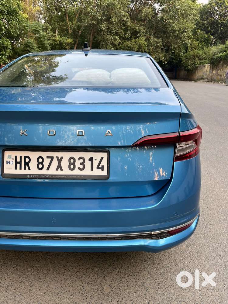 Skoda Slavia 1.0 Tsi Style At, 2022, Petrol