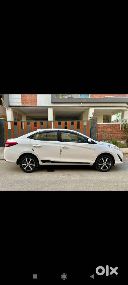 Toyota Yaris G Optional, 2021, Petrol