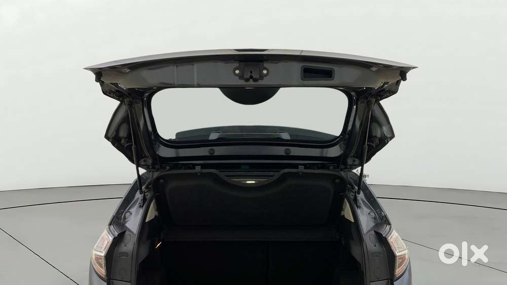 Tata Nexon 1.2 Revotron Xza Plus, 2019, Petrol