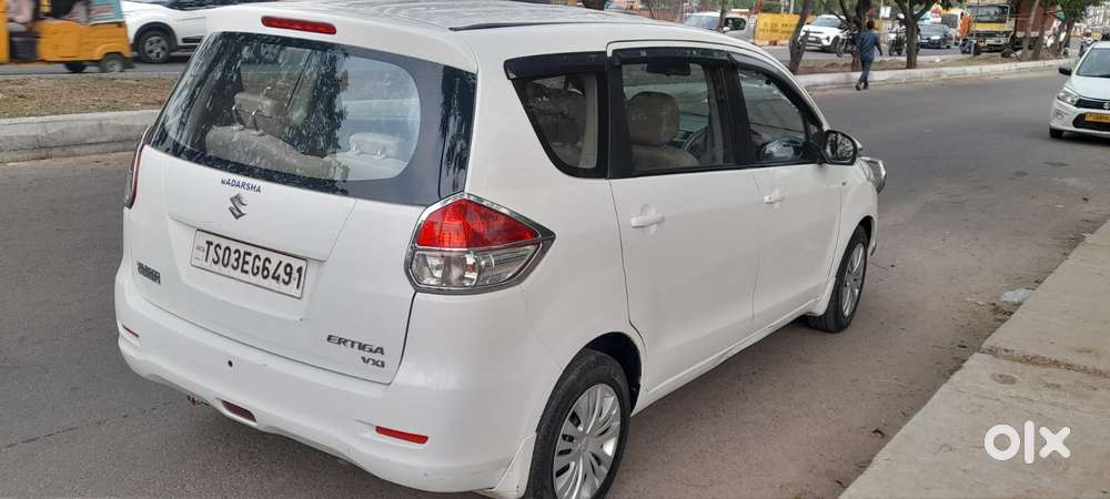 Maruti Suzuki Ertiga Vxi Shvs, 2015, Petrol