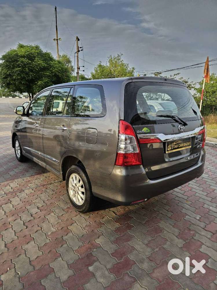 Toyota Innova 2.5 Vx 7 Str, 2014, Diesel