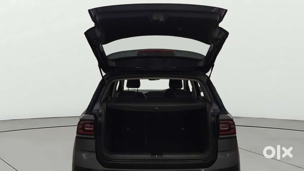 Volkswagen Taigun 1.0 Tsi Topline At, 2023, Petrol
