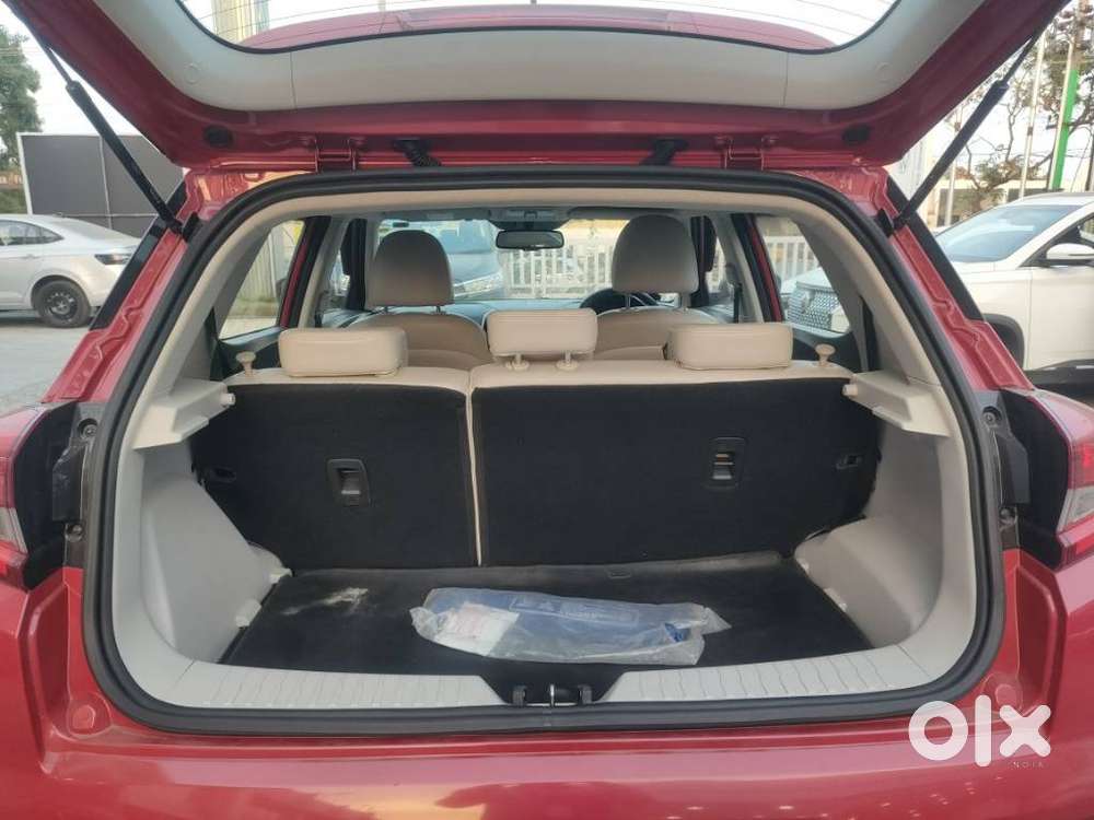 Mahindra Xuv300 W8, 2021, Petrol