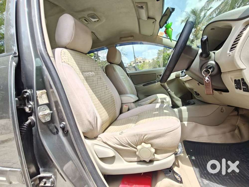 Toyota Innova 2.5 Gx 8 Str, 2010, Diesel