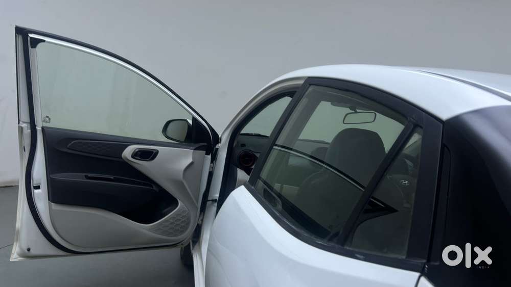 Hyundai Aura 1.0 Sx Plus Petrol, 2020, Petrol