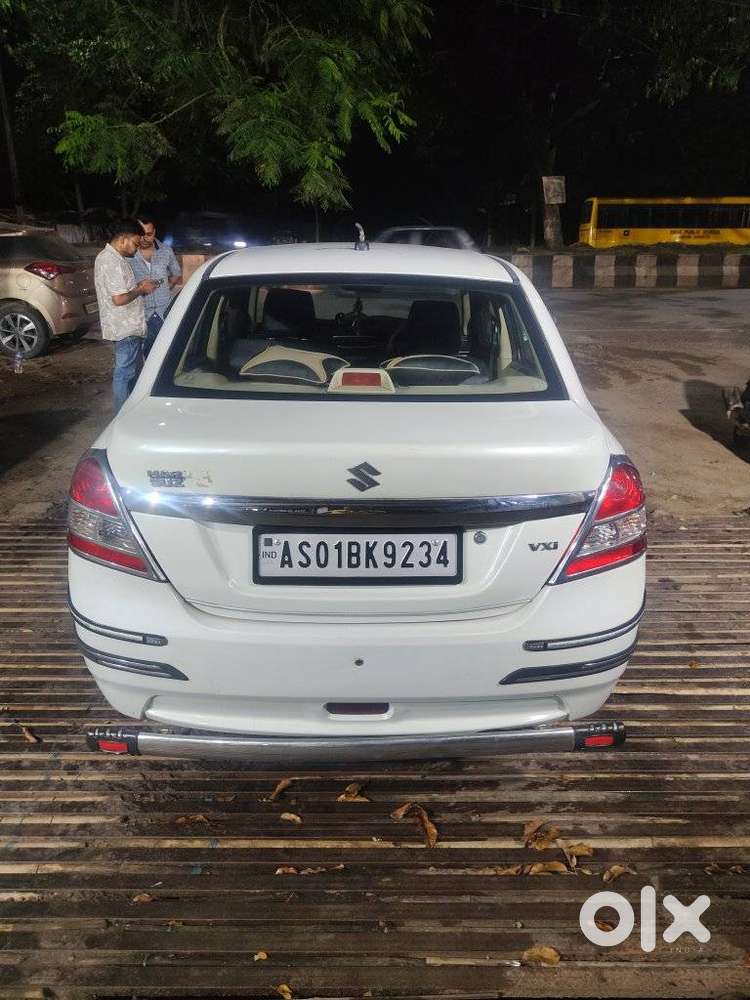 Maruti Suzuki Swift Dzire 1.2 Vxi Bsiv, 2014, Petrol