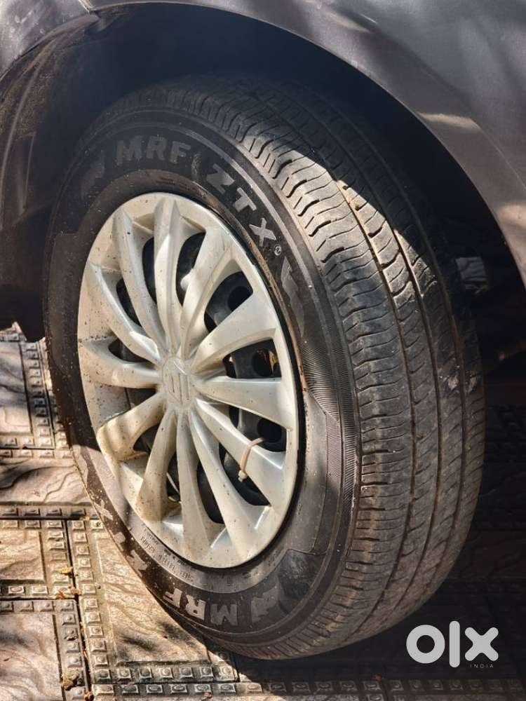 Maruti Suzuki Swift Vxi + Manual, 2016, Petrol