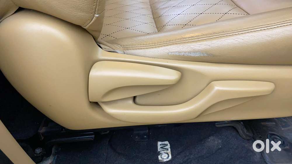 Toyota Innova Crysta 2.4 Vx Mt, 2017, Diesel