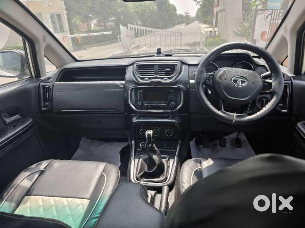 Tata Hexa 2.2 Xe 4x2 7 Str, 2018, Diesel