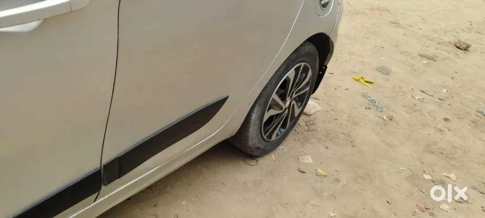 Arjent Car Leni H