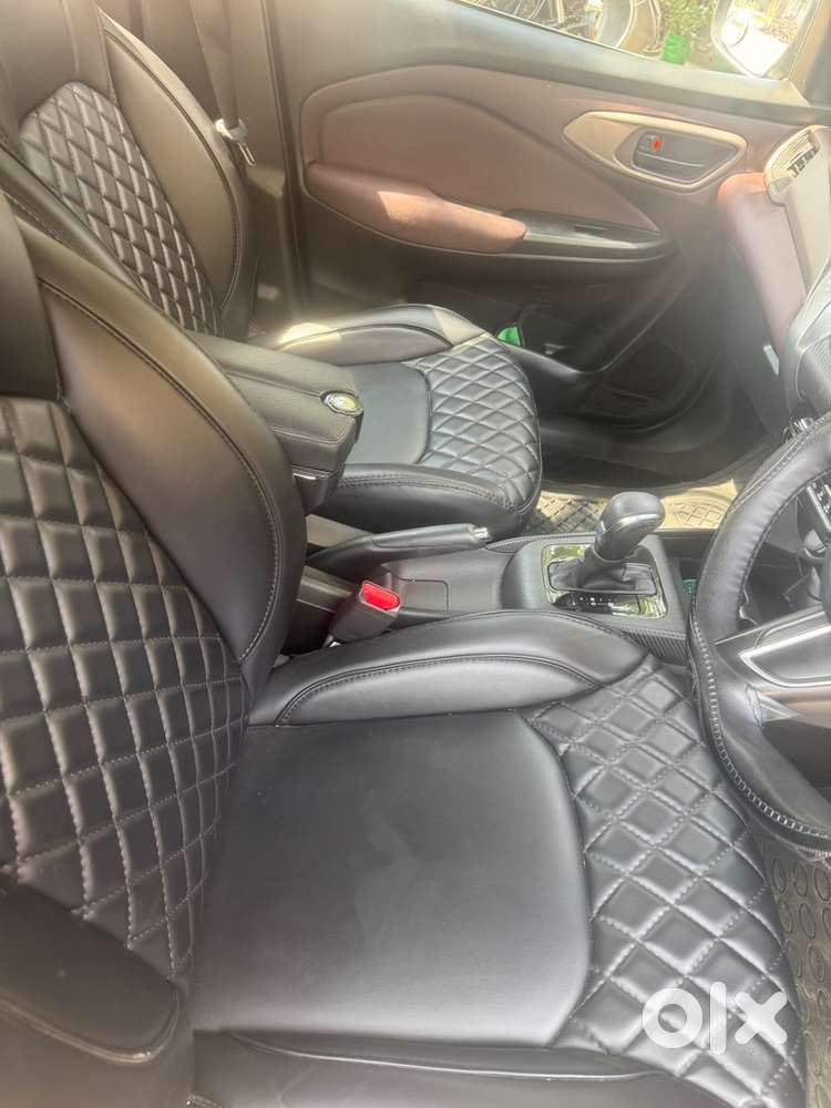 Maruti Suzuki Fronx 2025 Petrol 5300 Km Driven