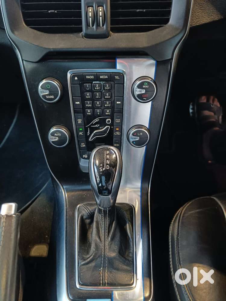 Volvo V40 D3 R Design, 2016, Diesel