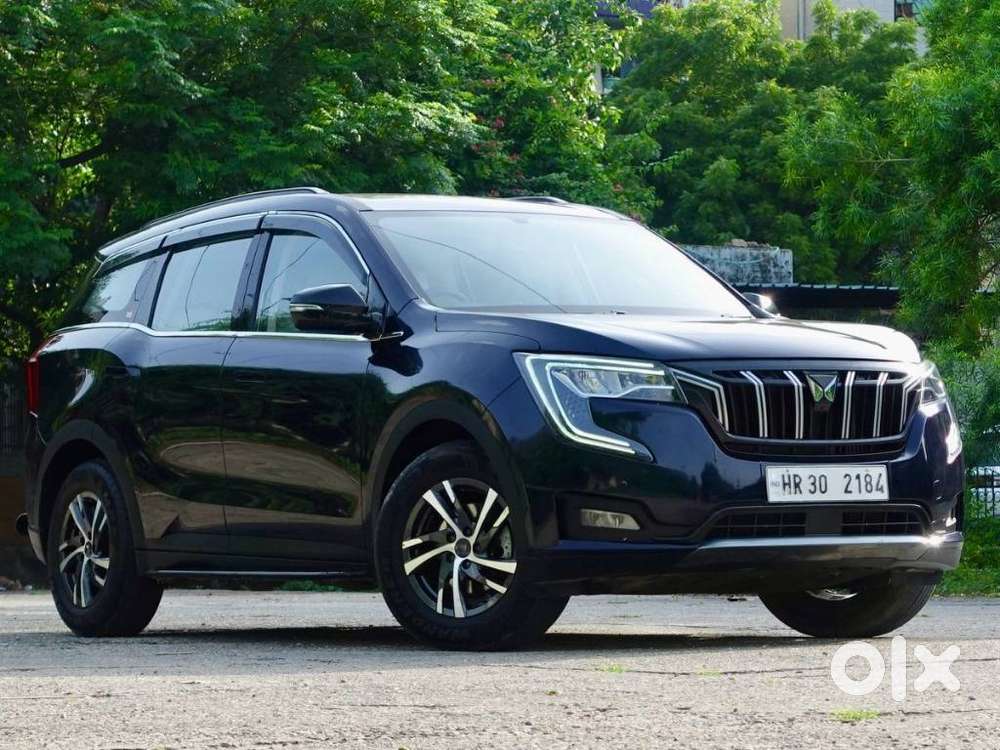 Mahindra Xuv700 2.0 Ax 7 Petrol Mt Str, 2022, Petrol