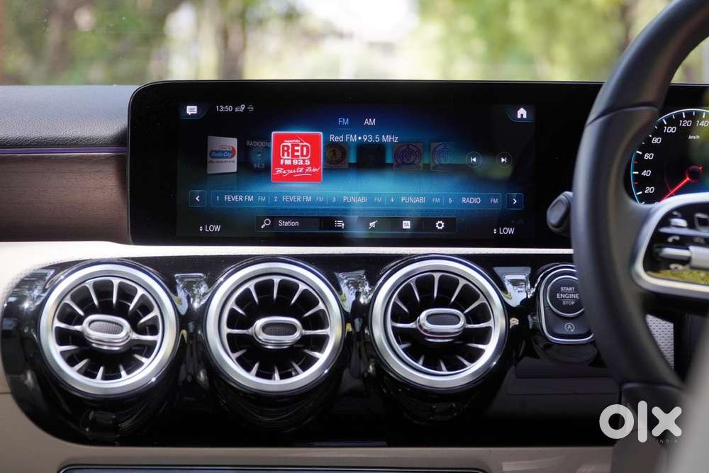 Mercedes-benz A-class Limousine 200, 2021, Petrol