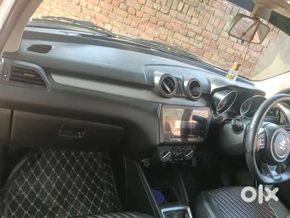 Maruti Suzuki Swift Vxi Petrol 2021