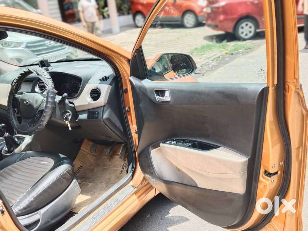 Hyundai Grand I10 Sportz, 2017, Petrol