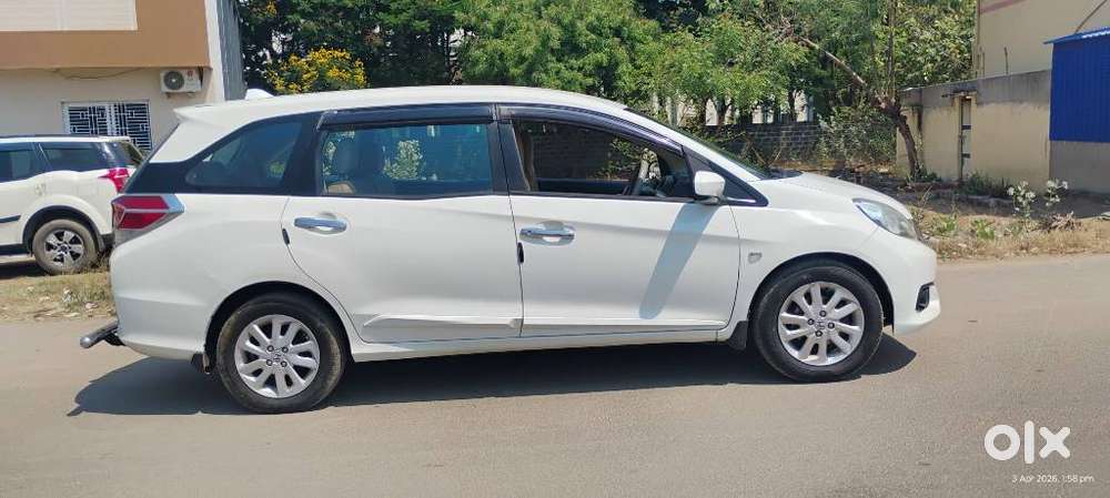 Honda Mobilio, 2014, Diesel