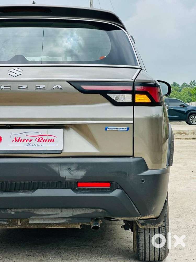 Maruti Suzuki Brezza 1.5 Vxi Smart Hybrid, 2022, Petrol