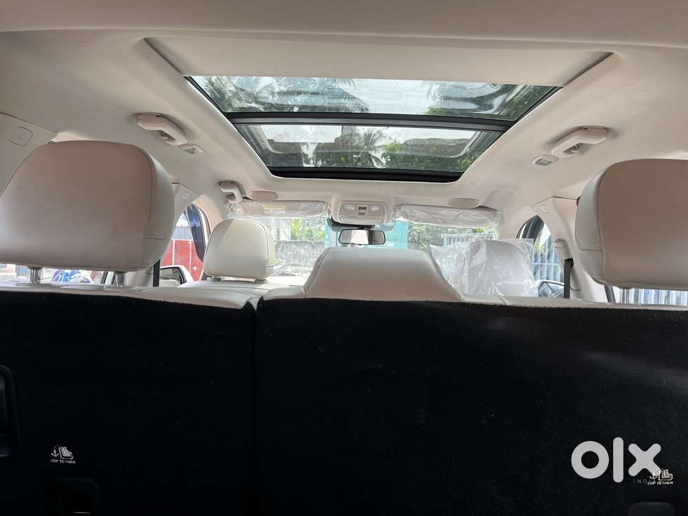 Mahindra Xuv700 2.2 Ax 7 Diesel At Luxury Pack Str, 2022, Diesel