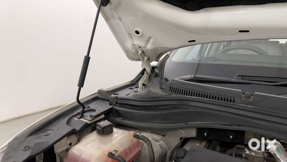 Mahindra Xuv700 2.2 Ax 7 Diesel At Luxury Pack Str, 2023, Diesel