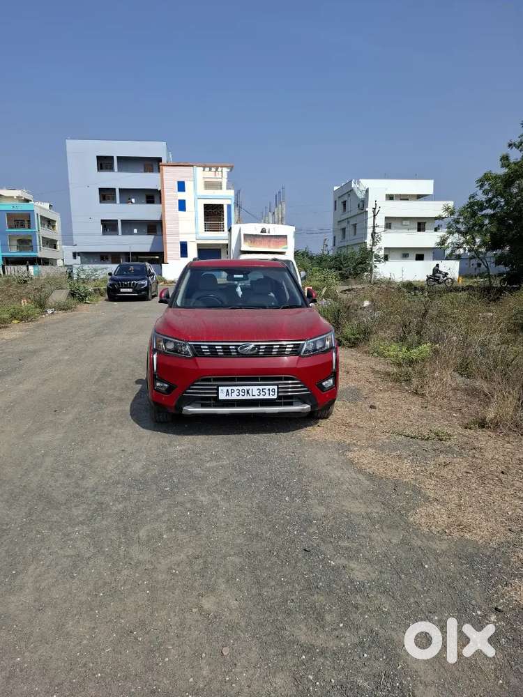 Mahindra Xuv 300 W8 Optional Petrol Variant