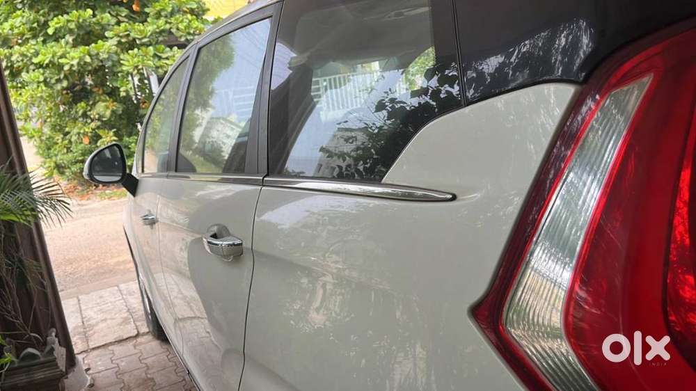 Mahindra Marazzo 2019 Diesel Well Maintained