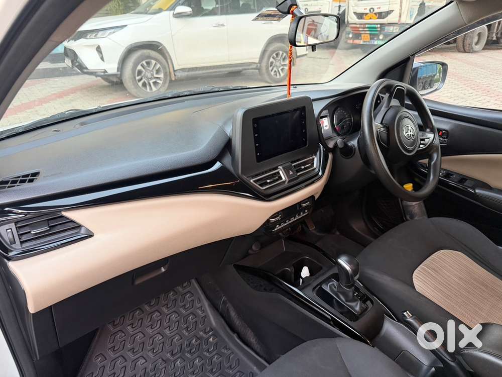 Toyota Glanza Petrol 2023