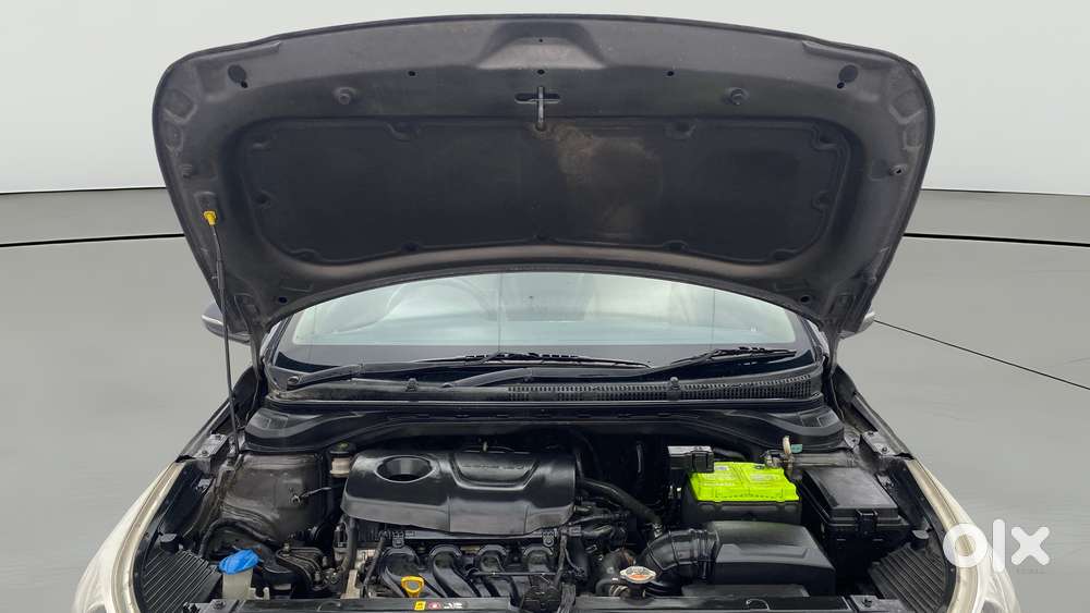 Hyundai Verna 1.6 Sx (o) Vtvt, 2017, Petrol