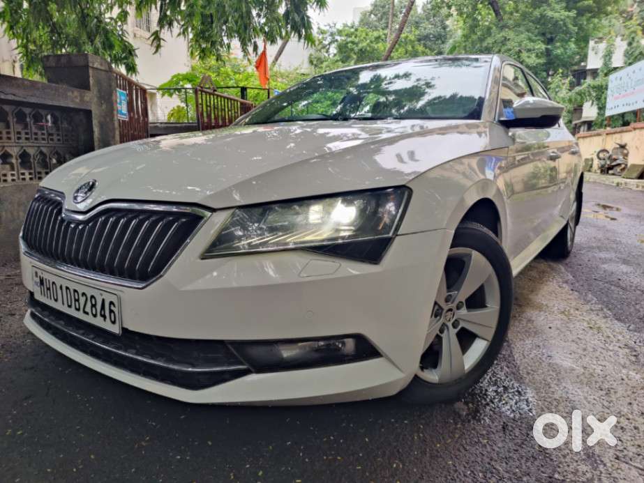 Skoda Superb Style 1.8 Tsi At, 2018, Petrol