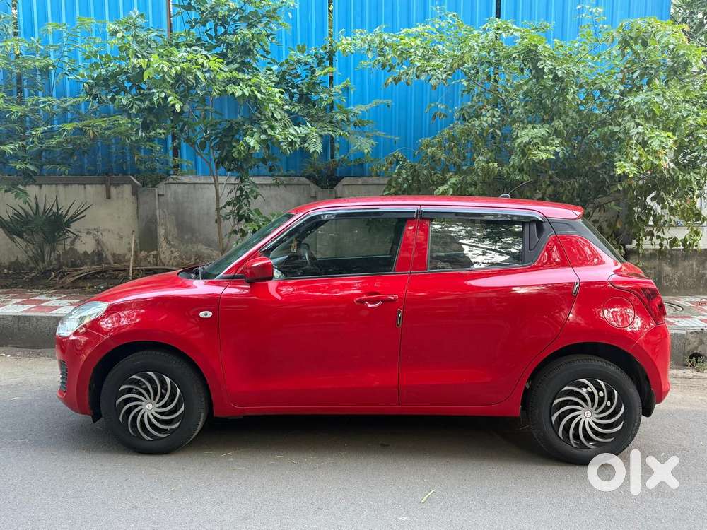 Maruti Suzuki Swift 1.2 Vxi (o), 2021, Petrol