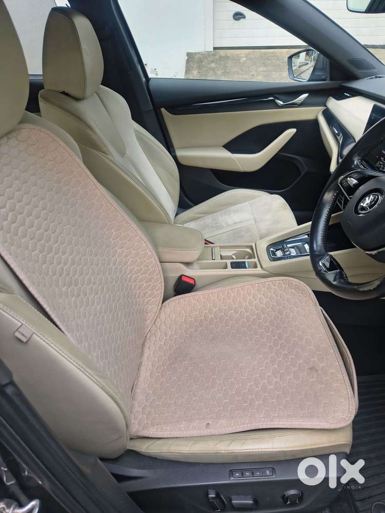 Skoda Octavia 2.0 L K Tsi At, 2022, Petrol
