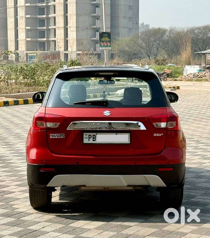 Maruti Suzuki Brezza Zdi+ Dual Tone, 2017, Diesel