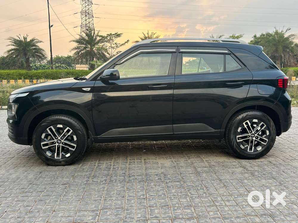 Hyundai Venue S Plus Mt 1.2 Kappa, 2024, Petrol