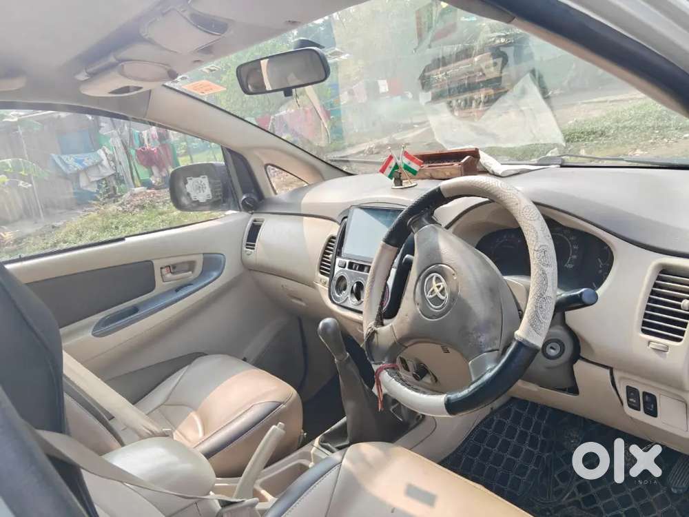 Toyota Innova 2006 Diesel 220000 Km Driven