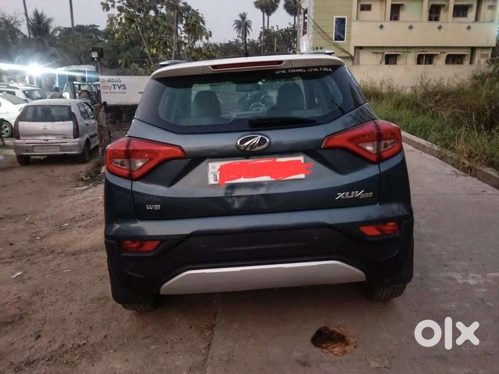 Mahindra Xuv300 2019 Diesel 135000 Km Driven