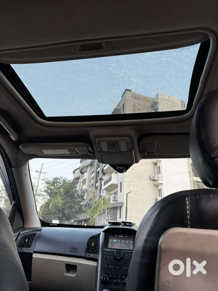 Mahindra Xuv500 2.2 W10, 2016, Diesel