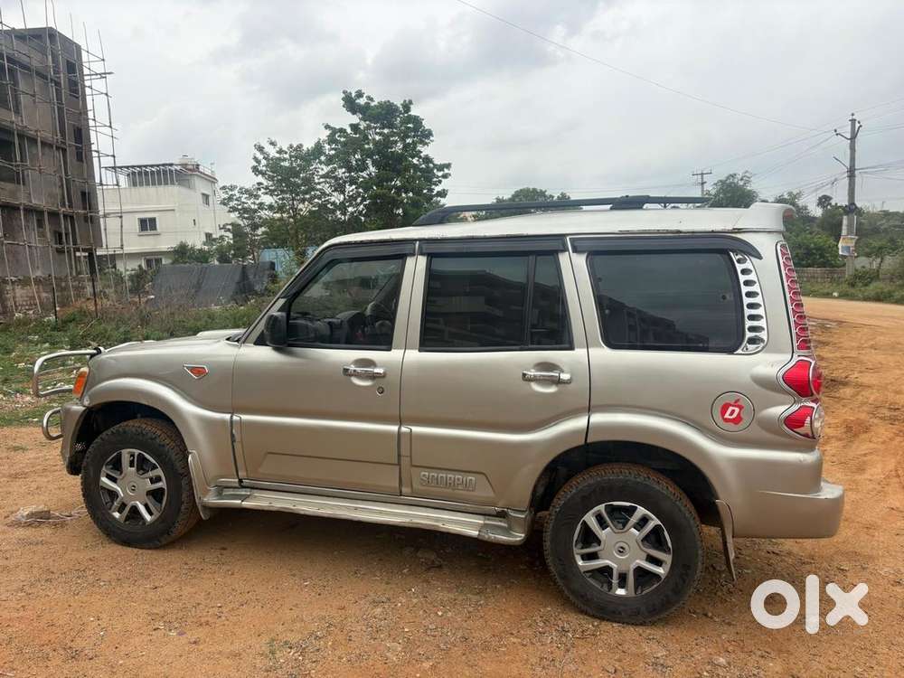 Mahindra Scorpio Classic 2010