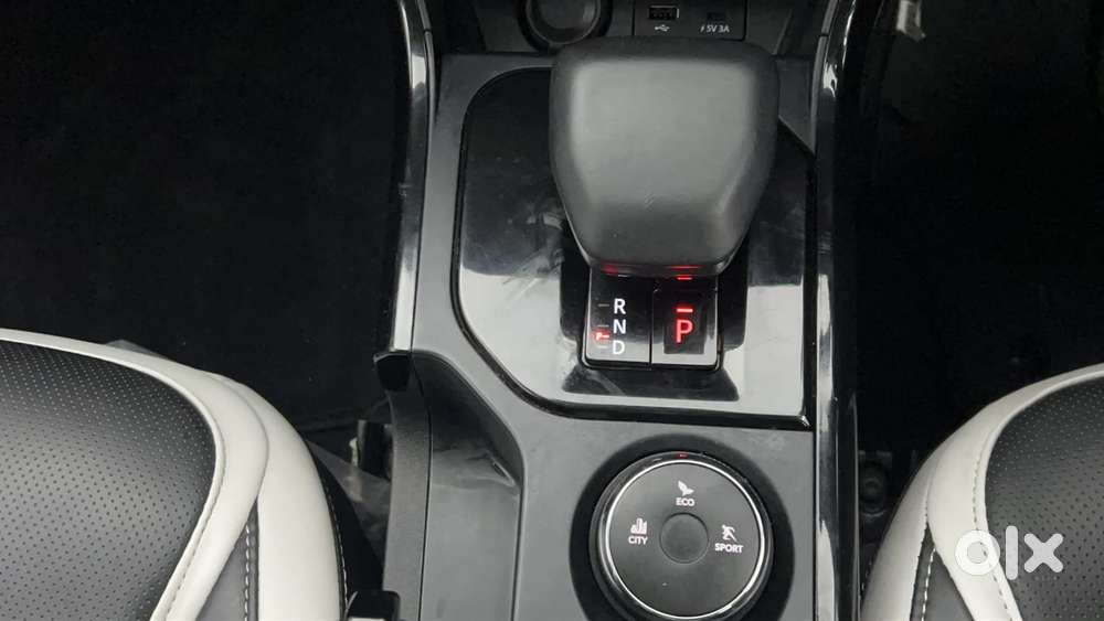 Tata Curvv Pure Plus S 1.2 Revotron Petrol 7dca, 2024, Petrol