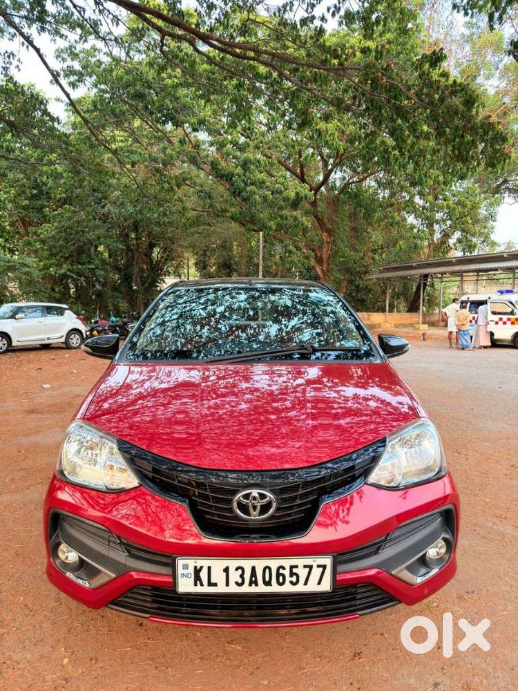 Toyota Etios Liva Vx Dual Tone, 2019, Petrol