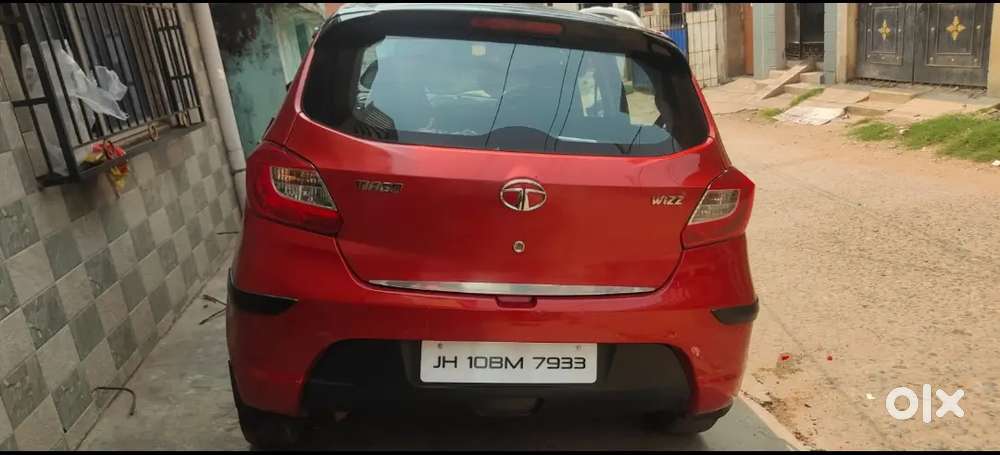 Tata Tiago 2018 Petrol